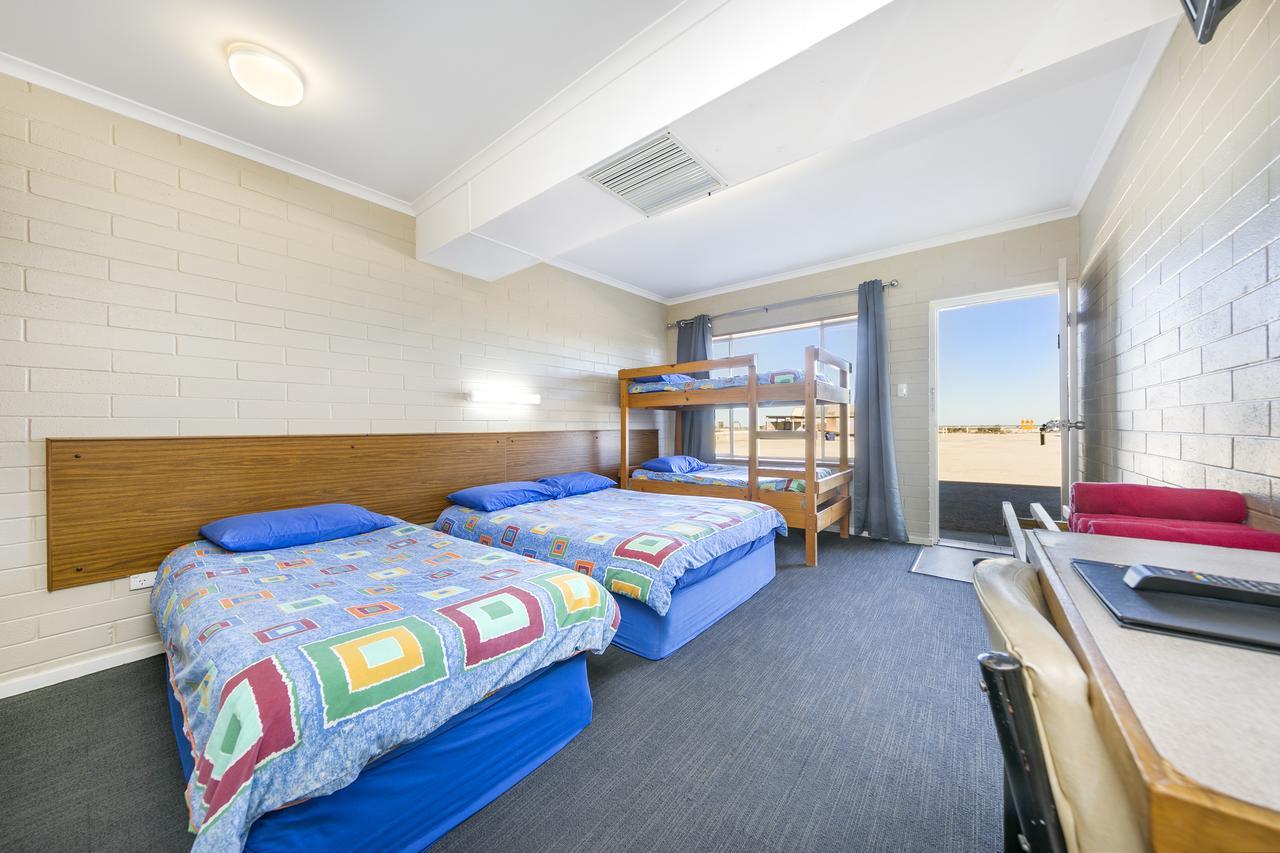 Nullarbor Roadhouse Exterior foto